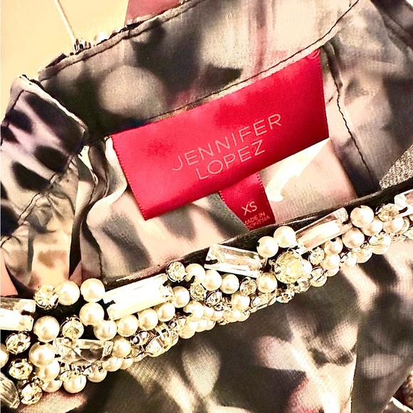 Cut Off Rhinestone Blouse - Picture 5 of 6